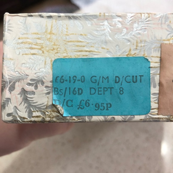 Selina dresser set vintage - Picture 9 of 9